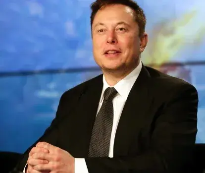Elon Musk Bombed Apple Over Troubled iOS Updates