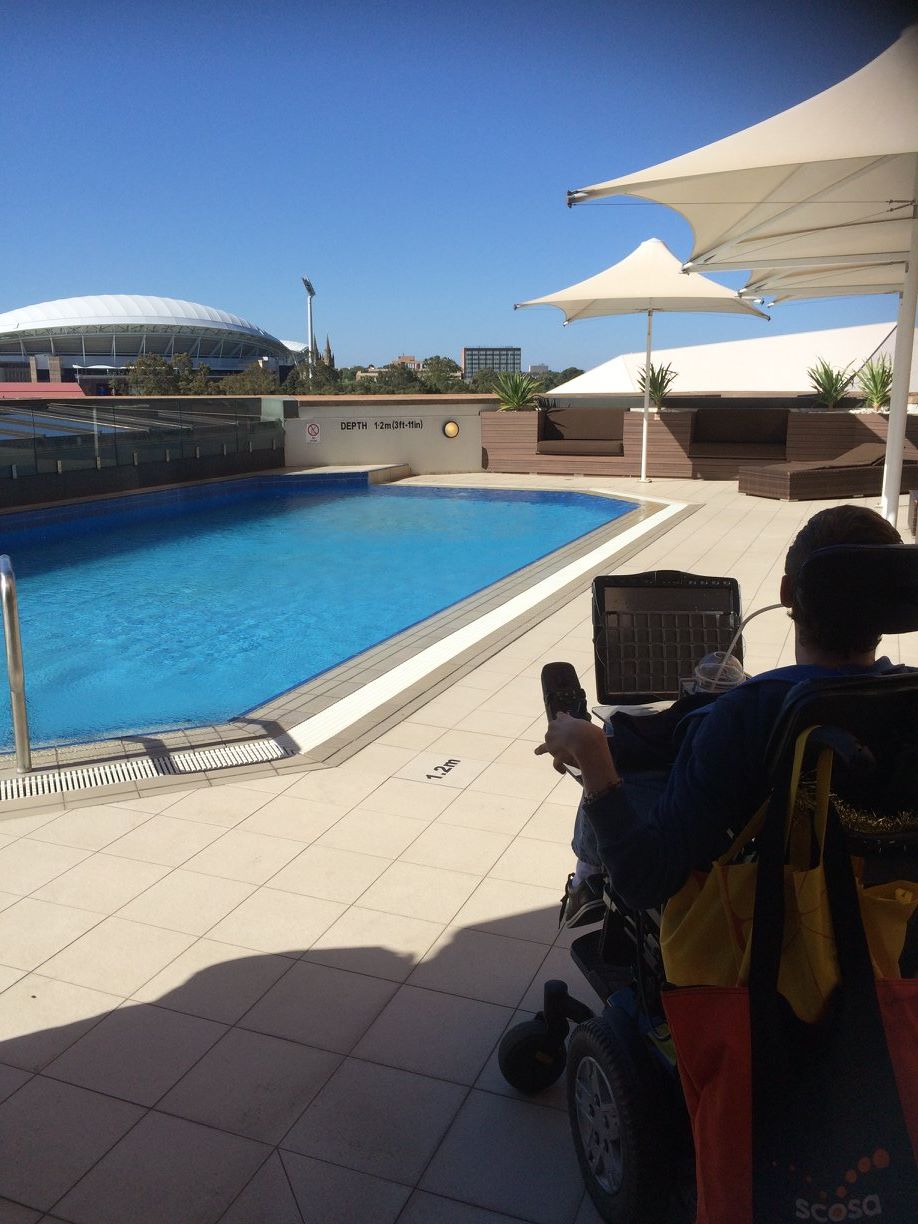 Accommodation content media