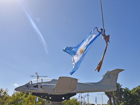 En un emotivo acto se inauguró el monumento a los Héroes de Malvinas