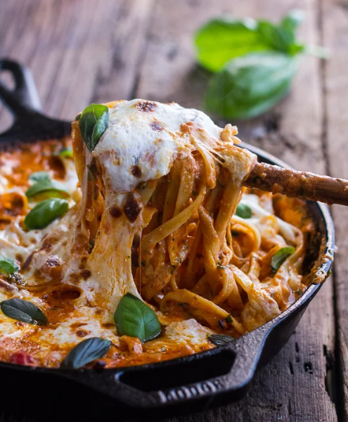 Creamy Tomato Basil Pasta Bake