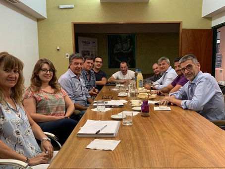 Menna se reunió con la Cámara de Comercio de Comodoro y expuso las razones de su voto negativo al nu