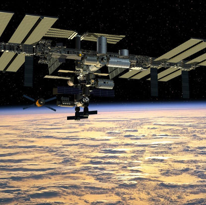 Astronauts Work to Develop Organs at the International Space Station