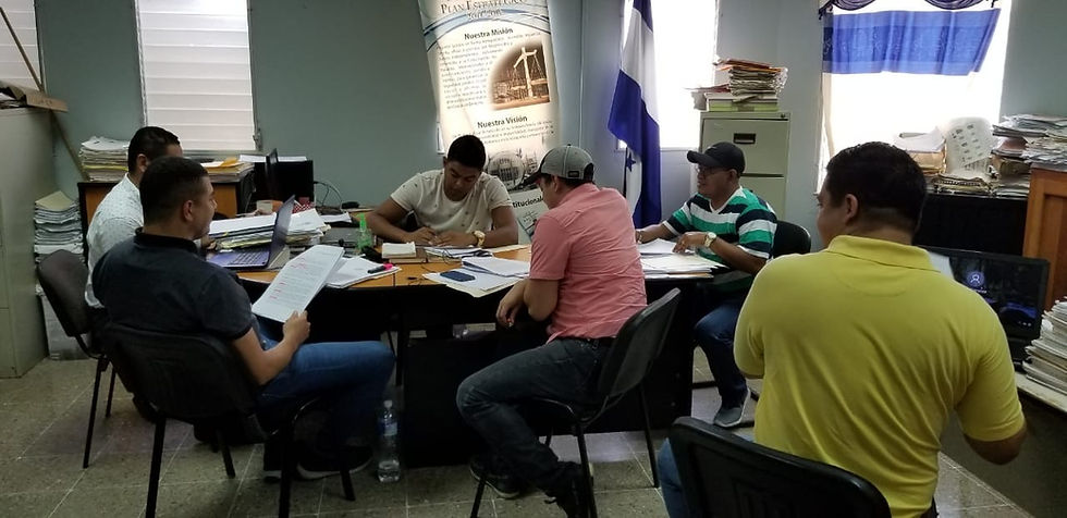 Abogados participan en el Programa de formación continua para funcionarios judiciales.
