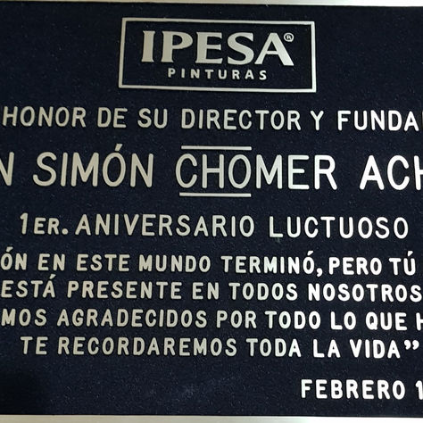 Placa fundida en bronce 