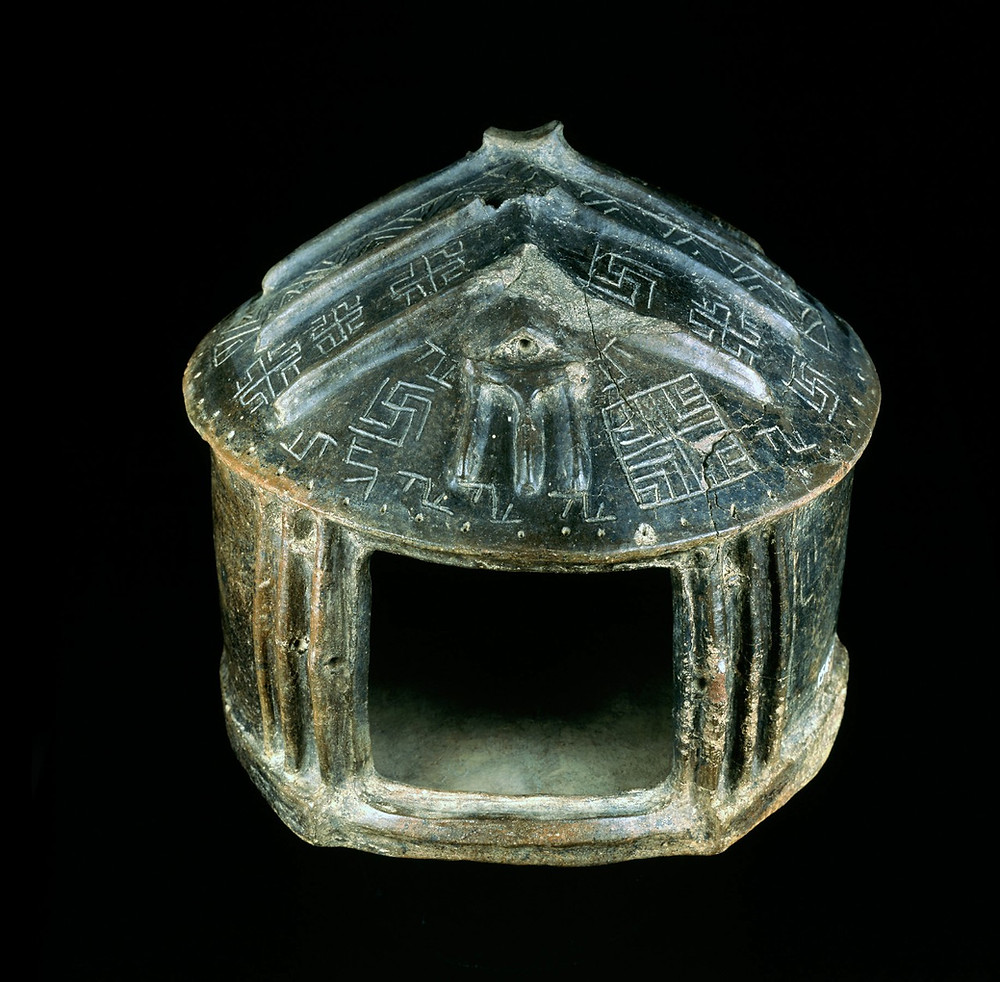1816- 1817 yıllarında İtalya / Castel - Gandolfo kasabası Montecucco kazı alanında çıkarılmış Türk otağ minyatürü dür. Seramik karışımı, yükseklik 27 cm; taban 29 cm x 30 cm Kedi. 15407