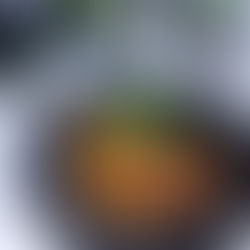 Poulet au paprika, tartelettes tomates/chèvre 