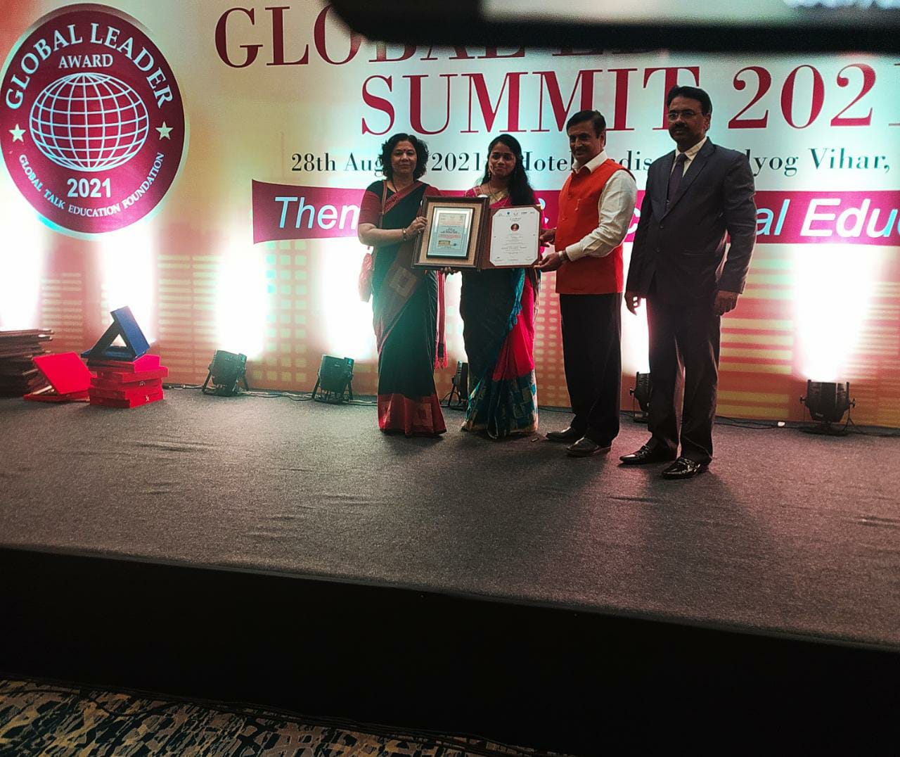 GLOBAL LEADER AWARD 2021 content media