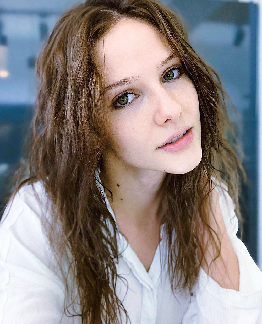 @alinaboz