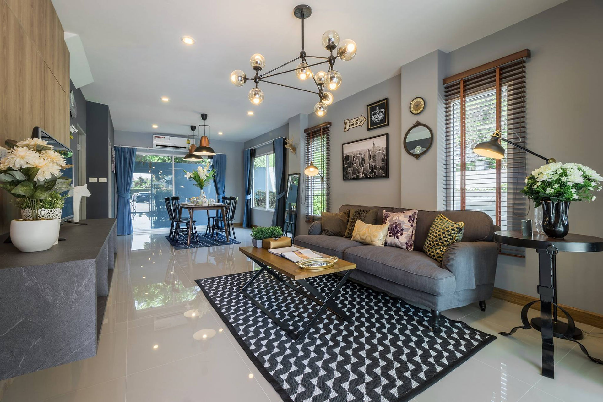 THE MOMENT RAMINTRA LIVING ROOM