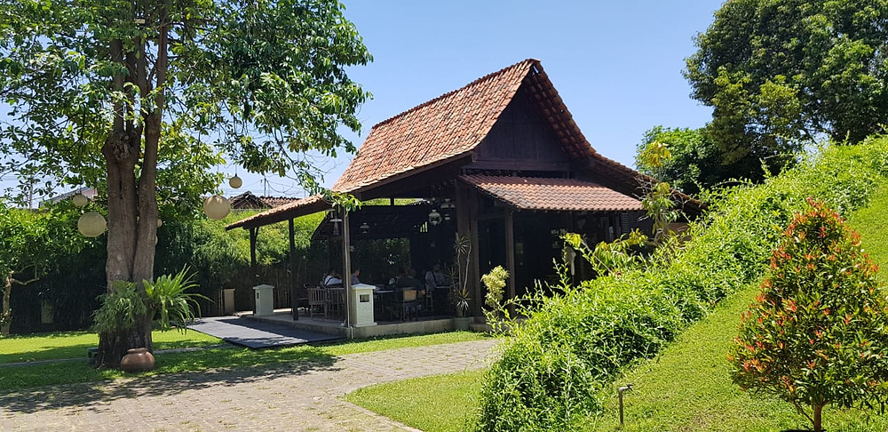 Replika Rumah Osing di Kawasan Pendopo Sabha Swagata Blambangan