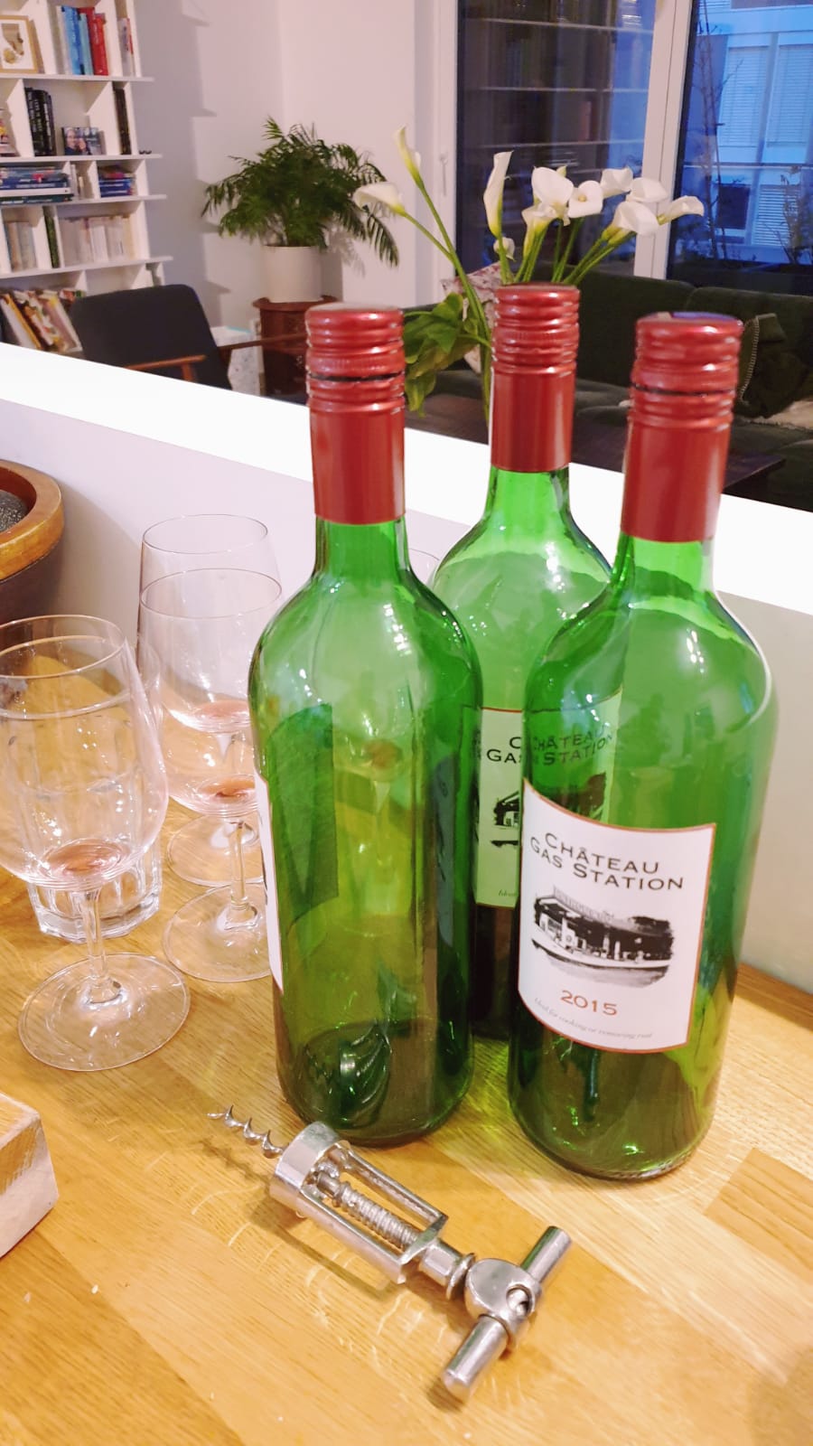 BAD WINE Wrapped ! content media