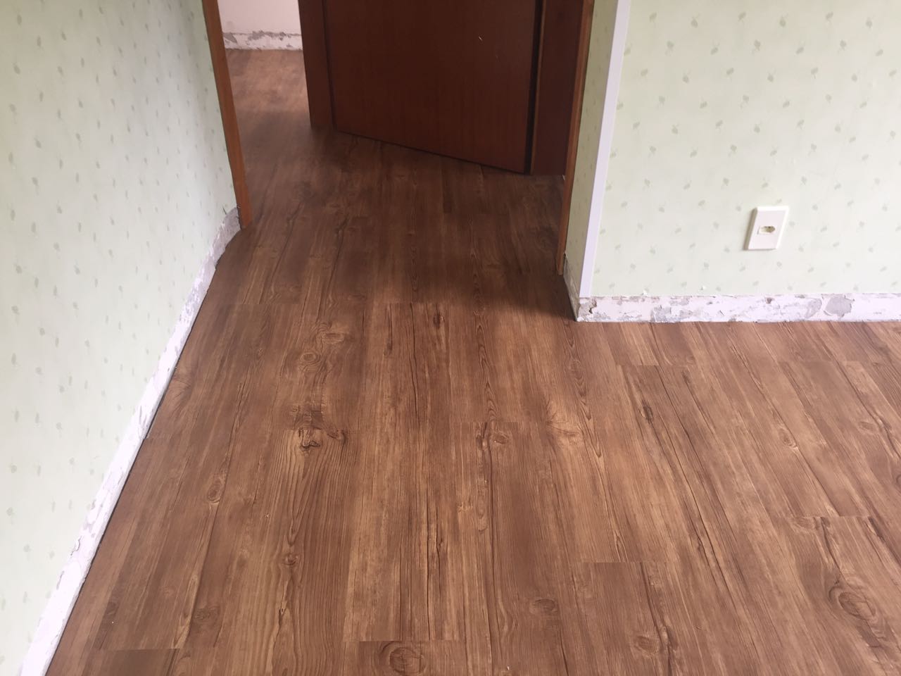 Piso de PVC - Carvalho Montreal — foto 2