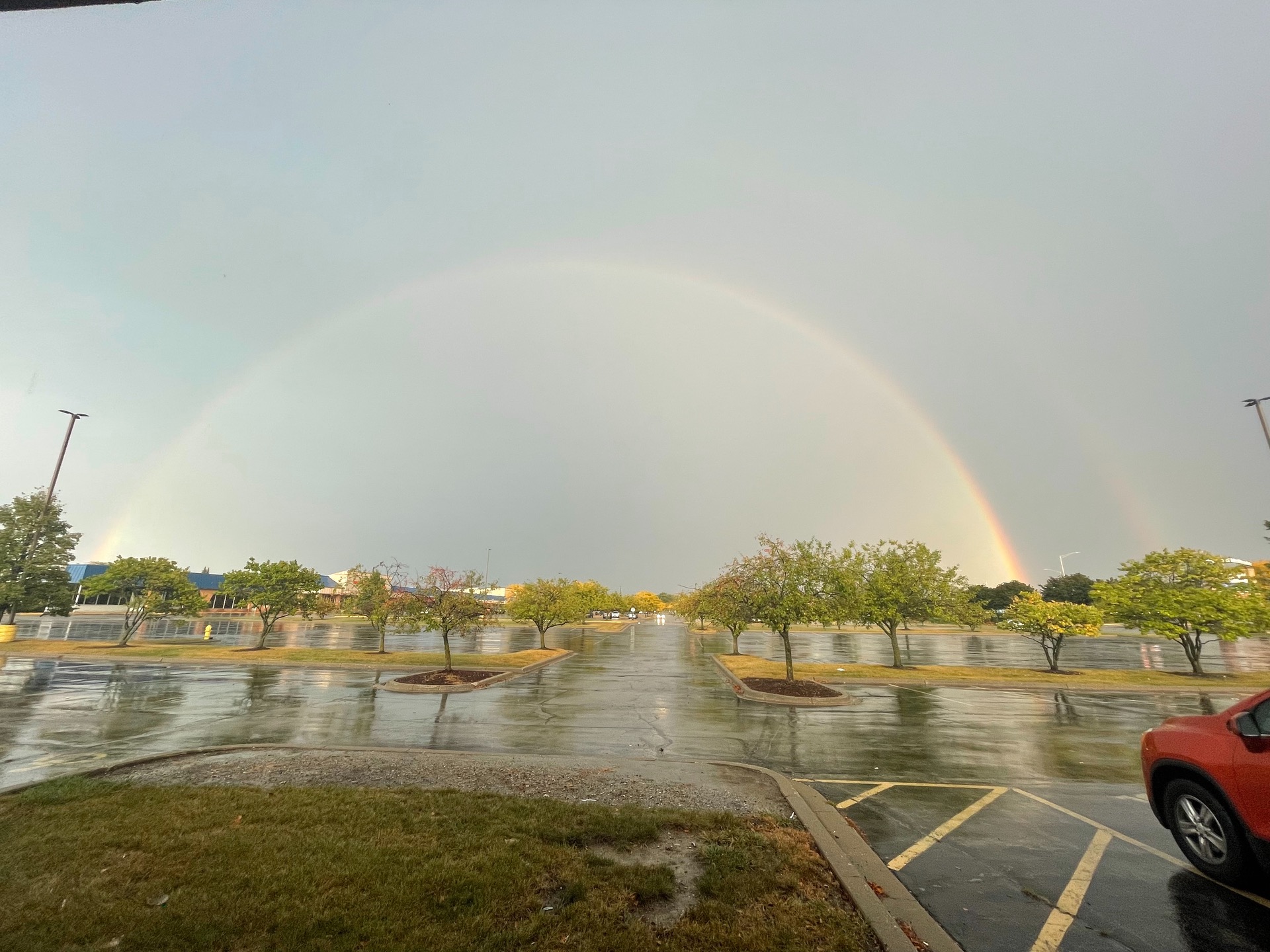 I saw a full rainbow today… yall think we really live on a simlated bubble? content media