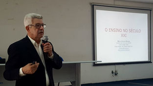 APRENDIZAGEM SIGNIFICATIVA NA EDUCAÇÃO CONTEMPORÂNEA: desafios e equívocos