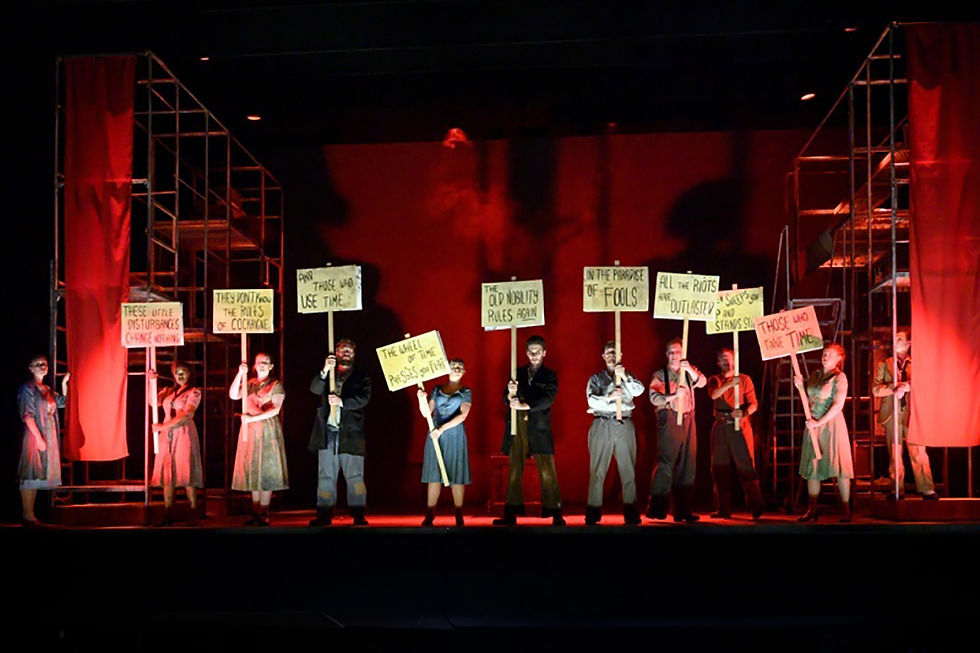 English Touring Opera's The Silver Lake c Richard Hubert Smith