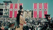 Hitler foi financiado pelos Bancos Centrais dos EUA e da Inglaterra