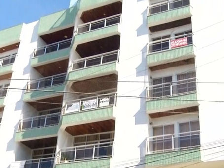 HOMEM ARMADO MANTÉM FAMÍLIA REFÉM EM APARTAMENTO NA CIDADE DE CABO FRIO