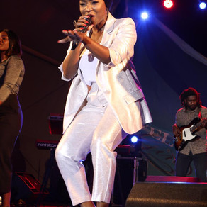 Cantora Pérola nomeada no evento Moda Luanda com música Forever