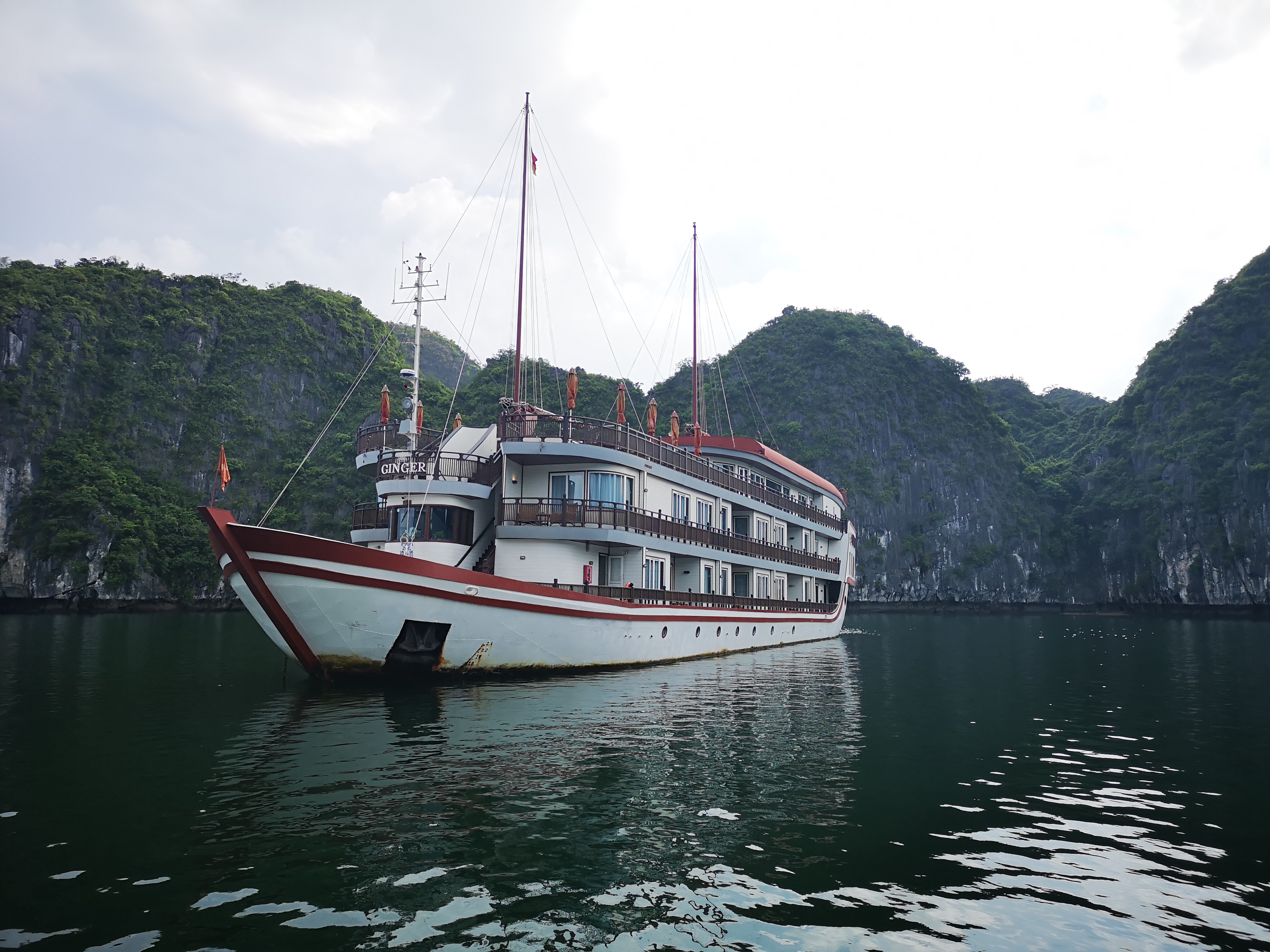 Exotic Trip in Vietnam (Kayaking in Bio-luminescent plankton) content media