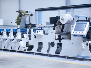 Synchroline 430. Controles de registro completamente automáticos con sistema de parametrización.