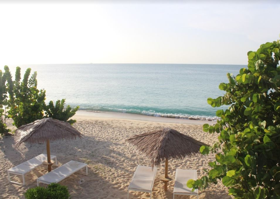 Romantic resorts in Antigua
