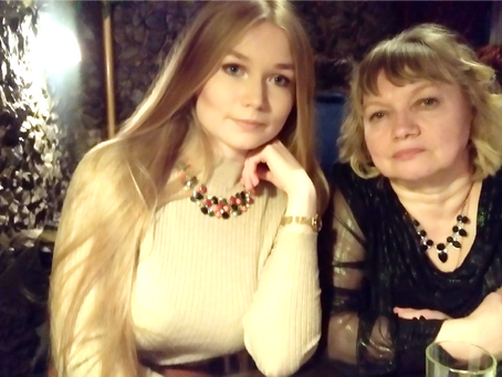 La Journée internationale des femmes (le 8 Mars) Международный женский день (восьмое марта)