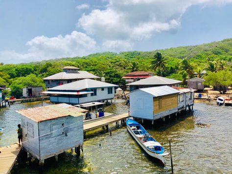 Jerlene's for Lunch - A Real Island Experience