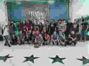 Nossa turma compareceu ao centro de eventos, para assistir o espetáculo- O menino que aprendeu cedo Demais da Cia Vento Minuano. Porto Alegre - RS