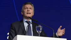 "Medidas de austeridade terão um alto custo para o povo", diz Nobel de economia sobre plano de Macri