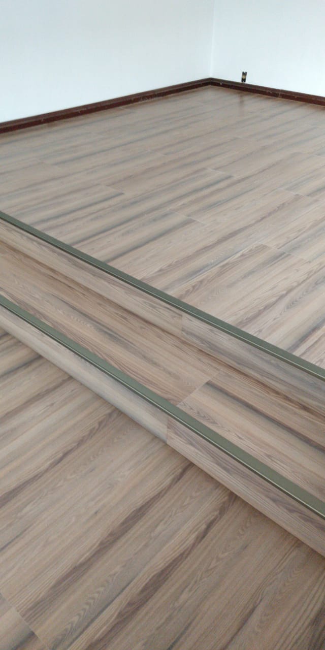 Piso laminado Carvalho Chamonix — foto 2