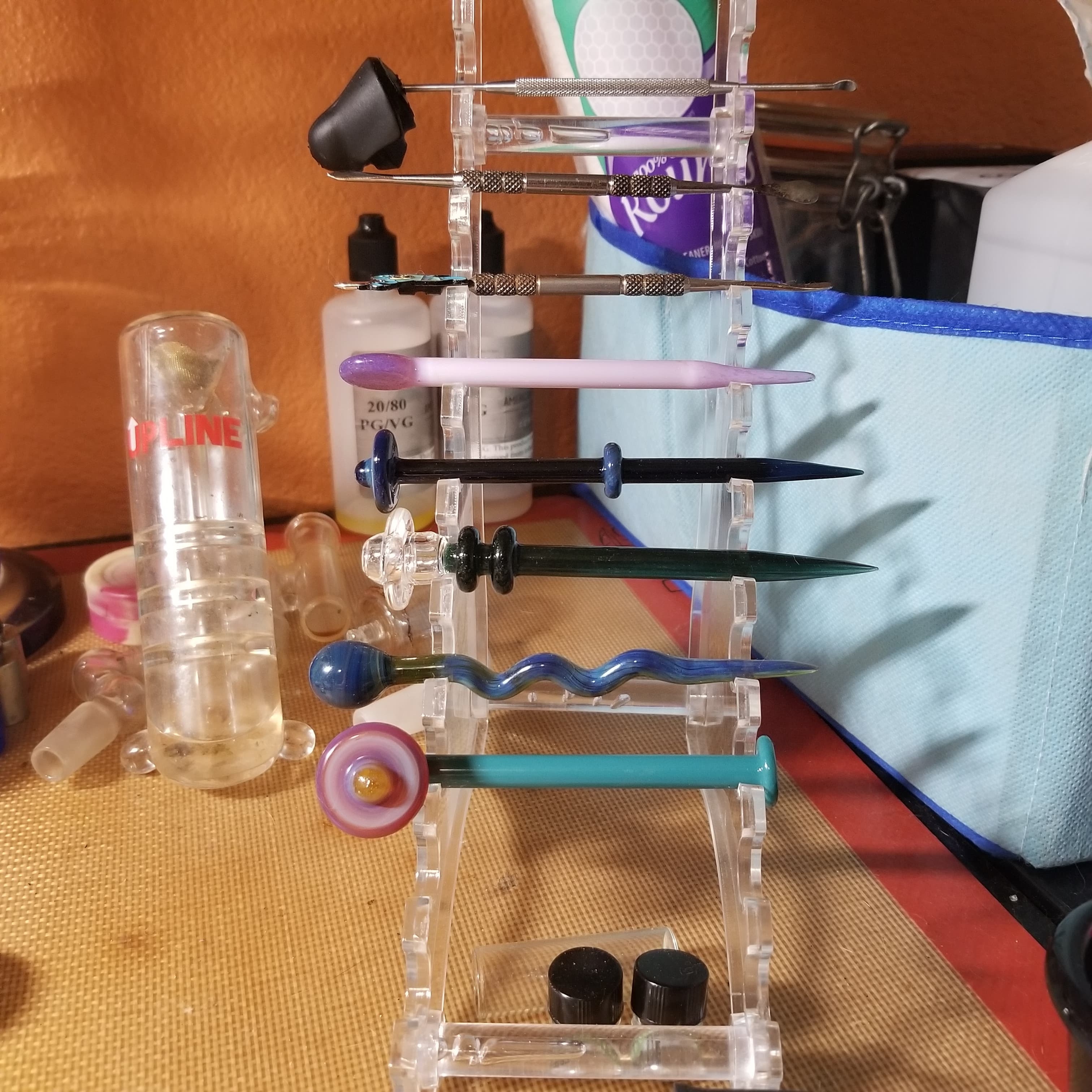 Dabber thread content media