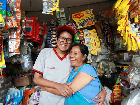 El 80 % de peruanos asegura sentirse feliz, revela encuesta
