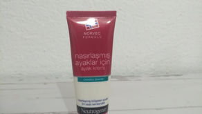 Neutrogena Nasırlaşmış Ayaklar İçin Ayak Kremi 50 ml
