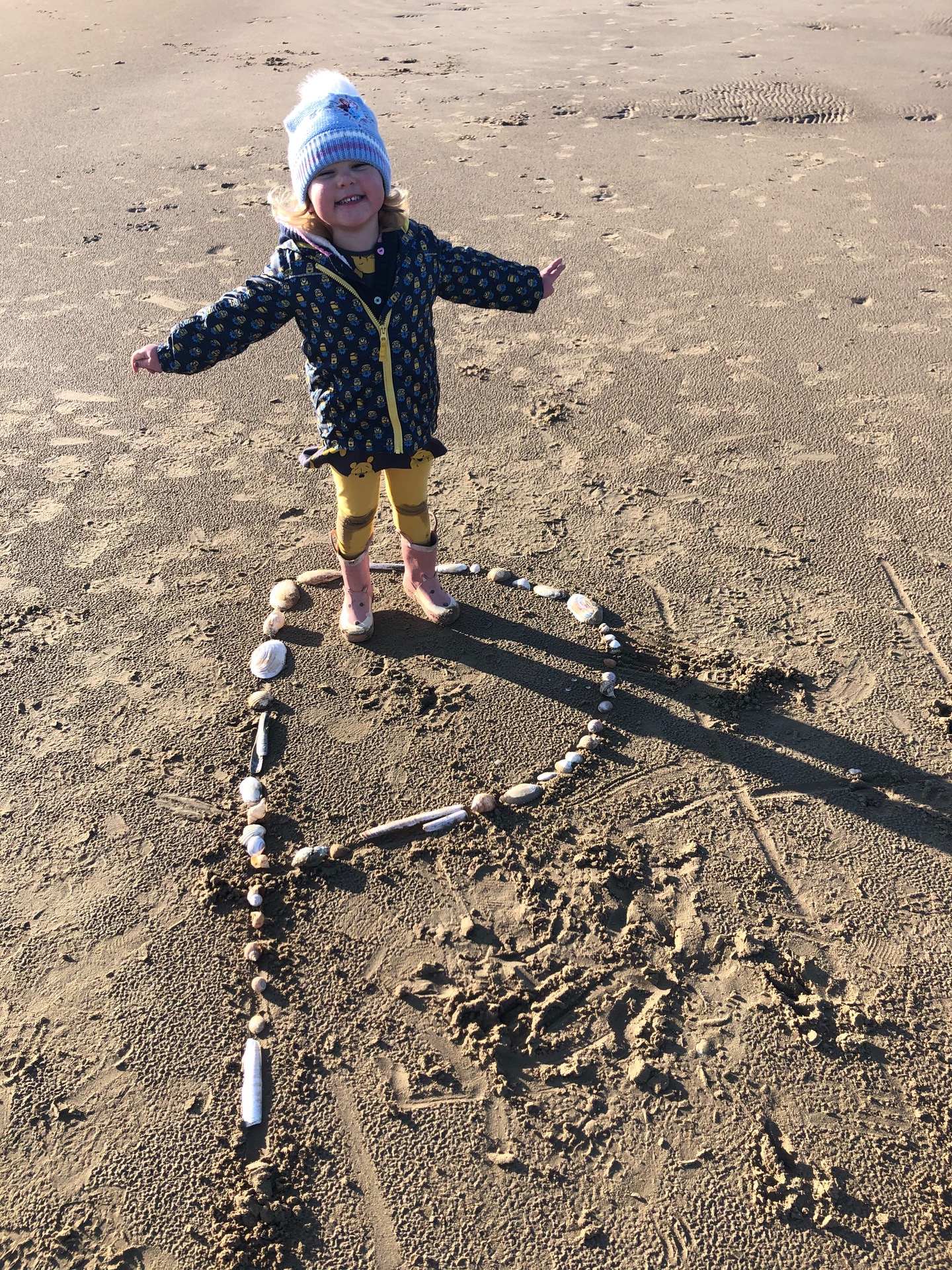 Recreating sandy hands activities. content media