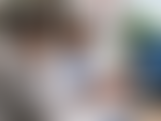 Comparison of radiation therapy and prostate cancer surgery showing treatment methods, side effects, and recovery differences