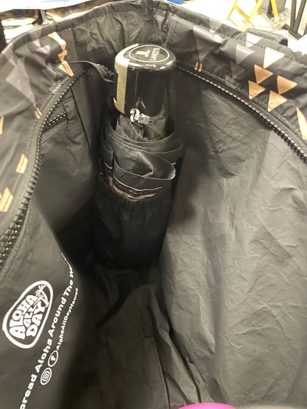 Thumbnail: Everyday Tote bag - Iwa Tan - Black