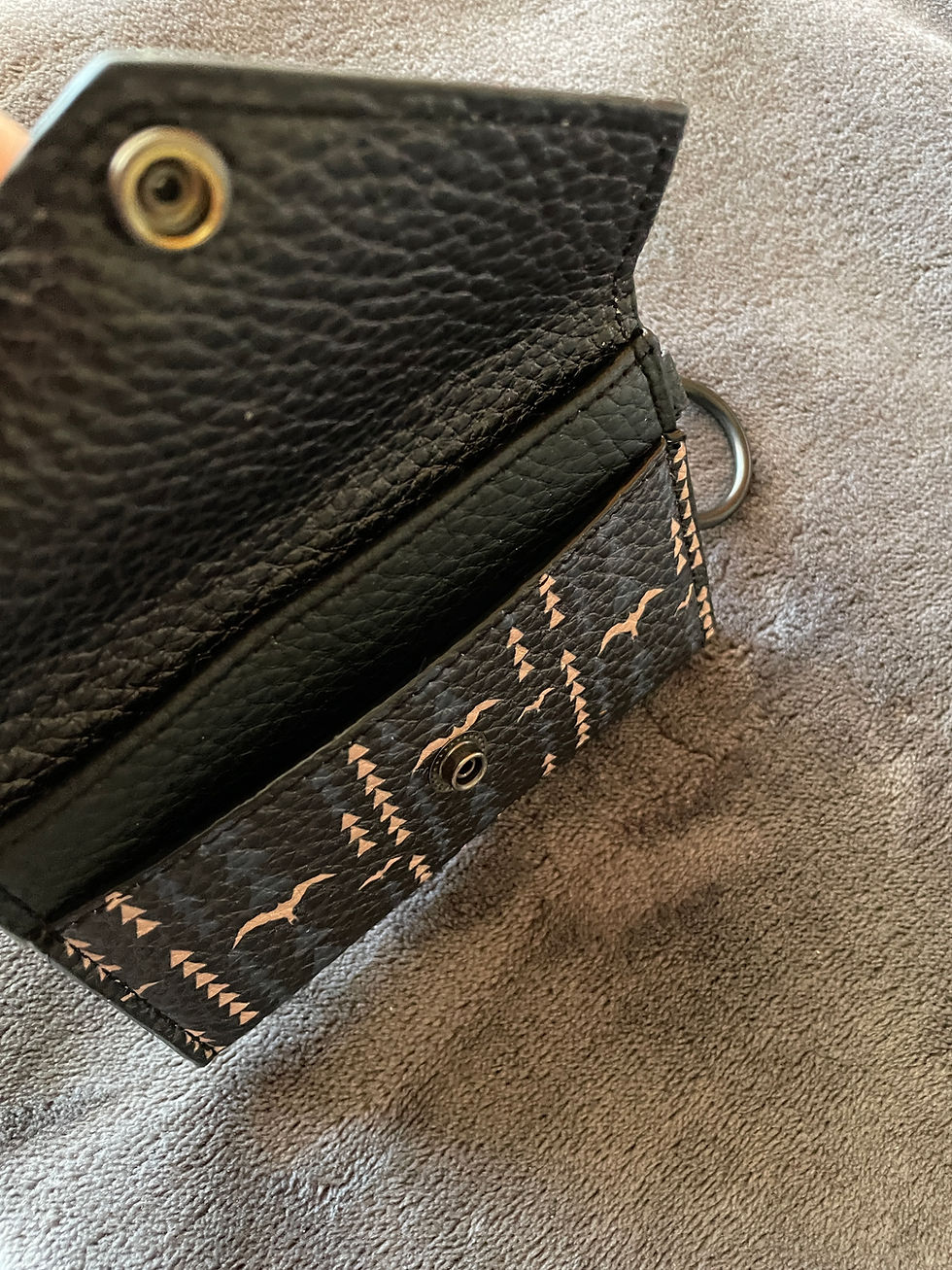Thumbnail: Card Wallet - Tan Iwa - Black
