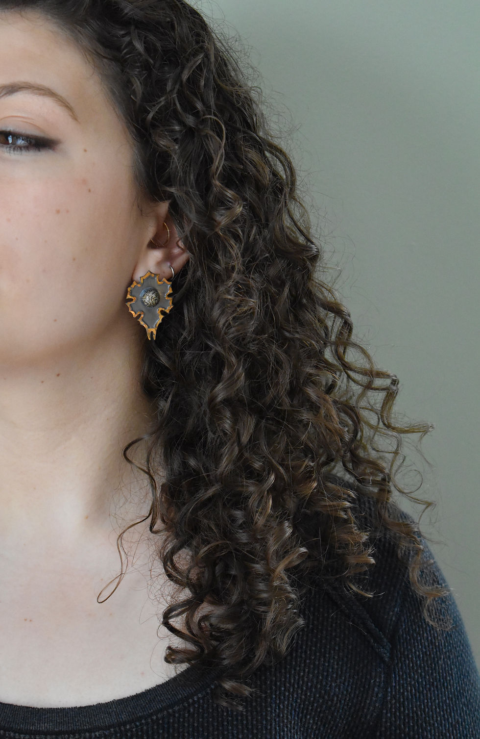 Thumbnail: Dino Bone Shield Studs