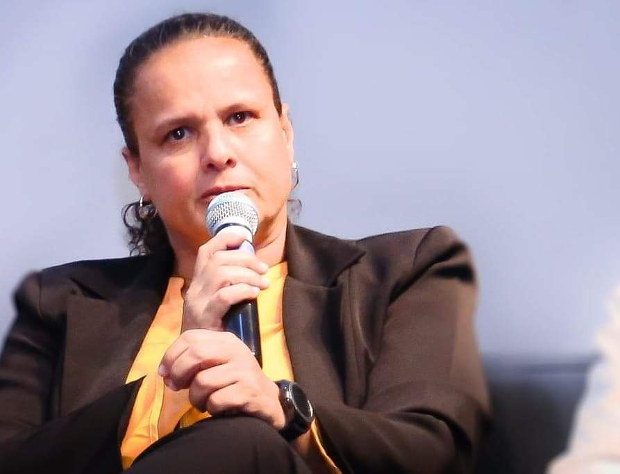 Gislane Ferreira de Melo.gif
