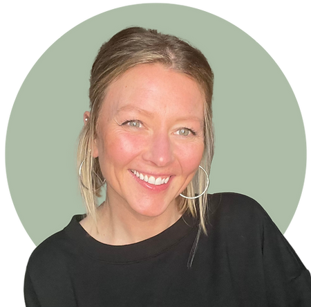 sarah new headshot.png