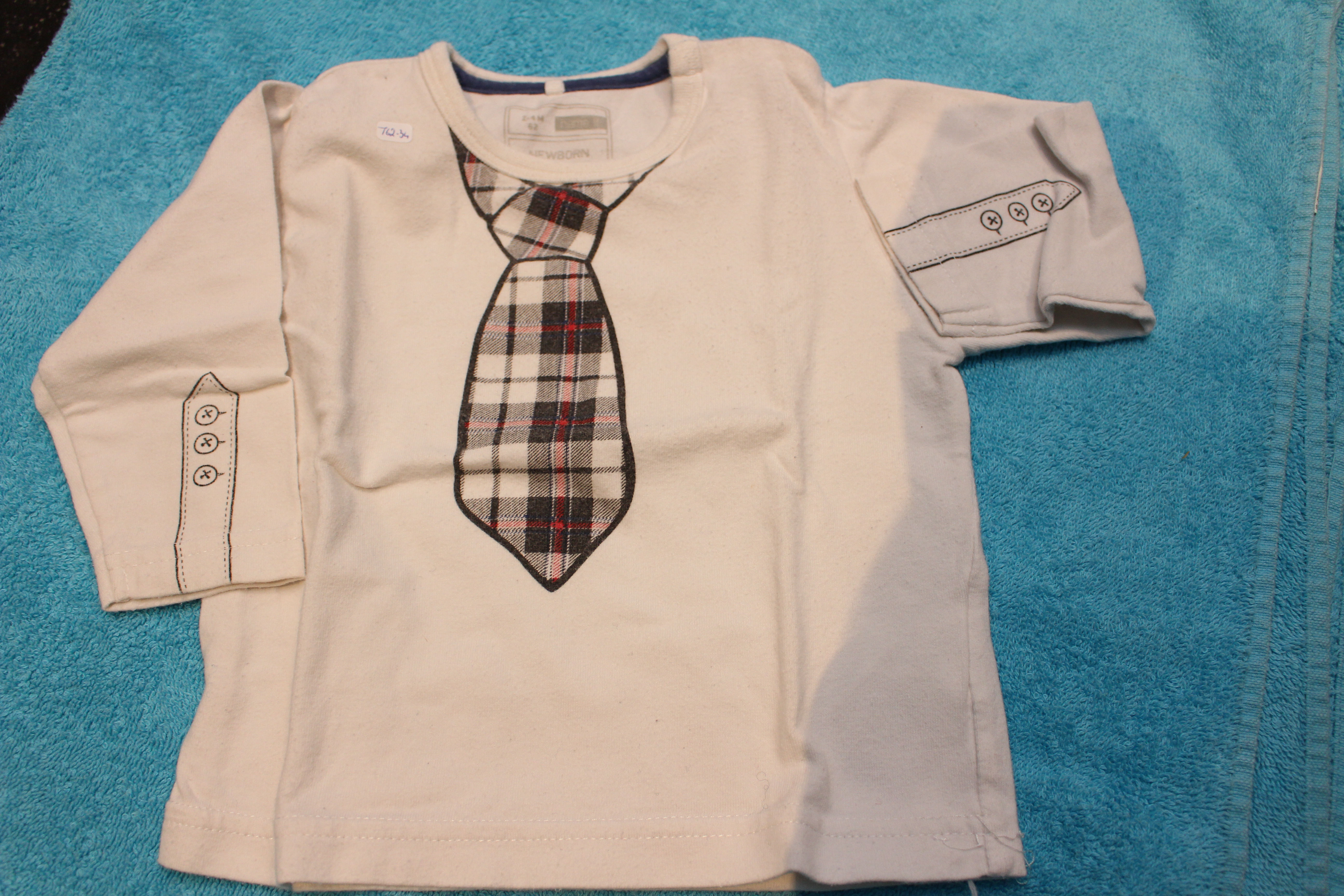 T-shirt manches longues avec cravate