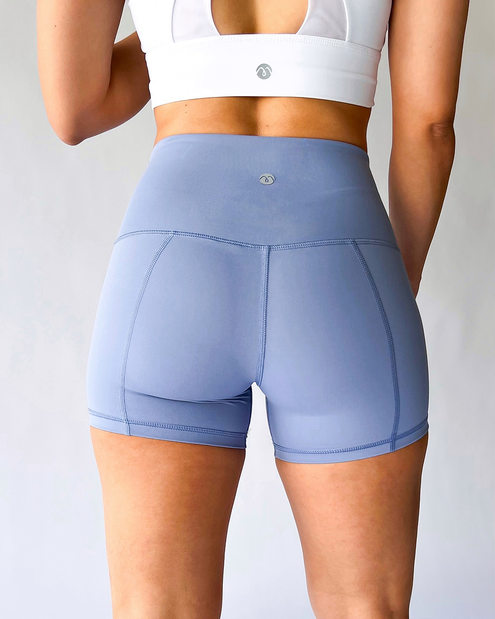 Miniatura: BASIC SHORT