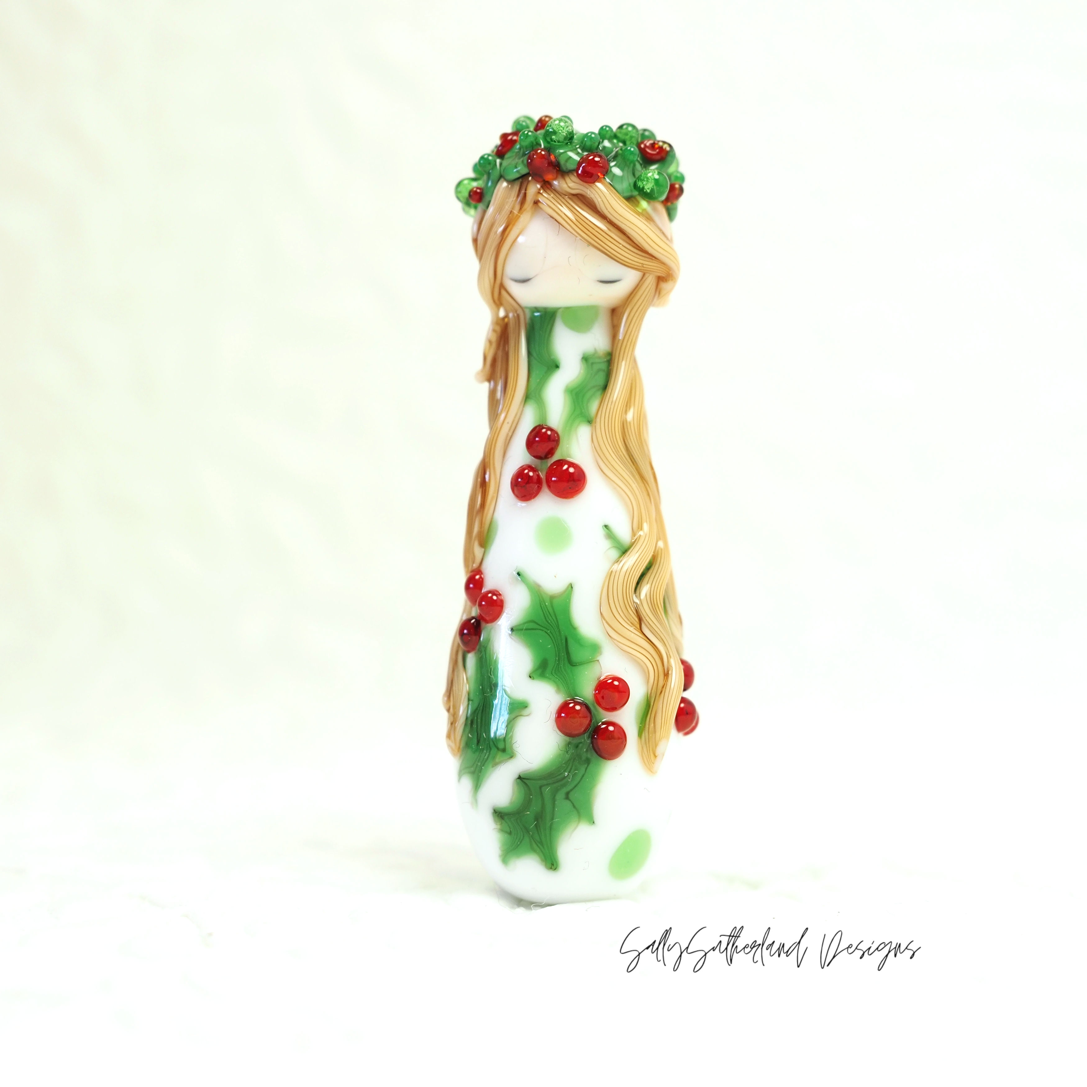 Holly Lost Girl, Doll Bead