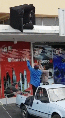 giphy (2) (1).gif
