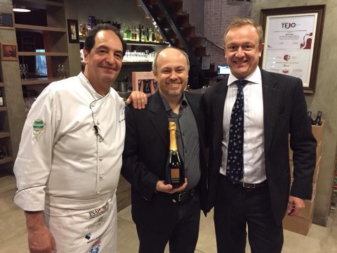 11749642_983633165000475_1432254966_n