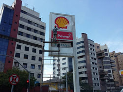 Serviços de Limpeza e Manutenção em