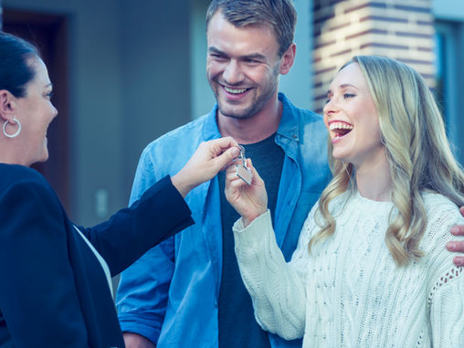 Work With a Real Estate Professional if You Want the Best Advice