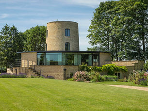 Stow-on-the-Wold, where the wind blows cold!