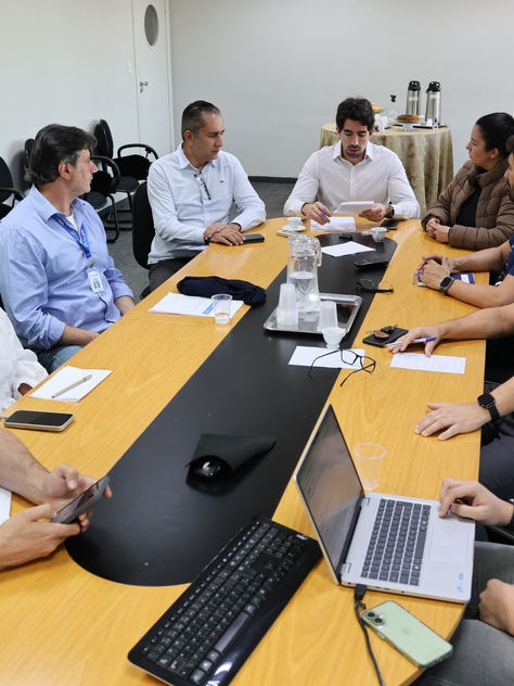 Reunião discute mobilidade urbana e integração do transporte público com empresas de Itaúna