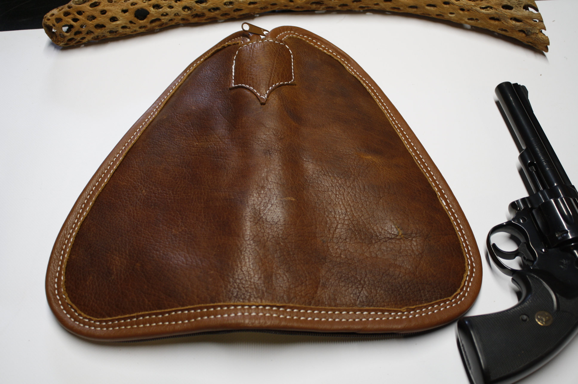 Leather Pistol Cases website